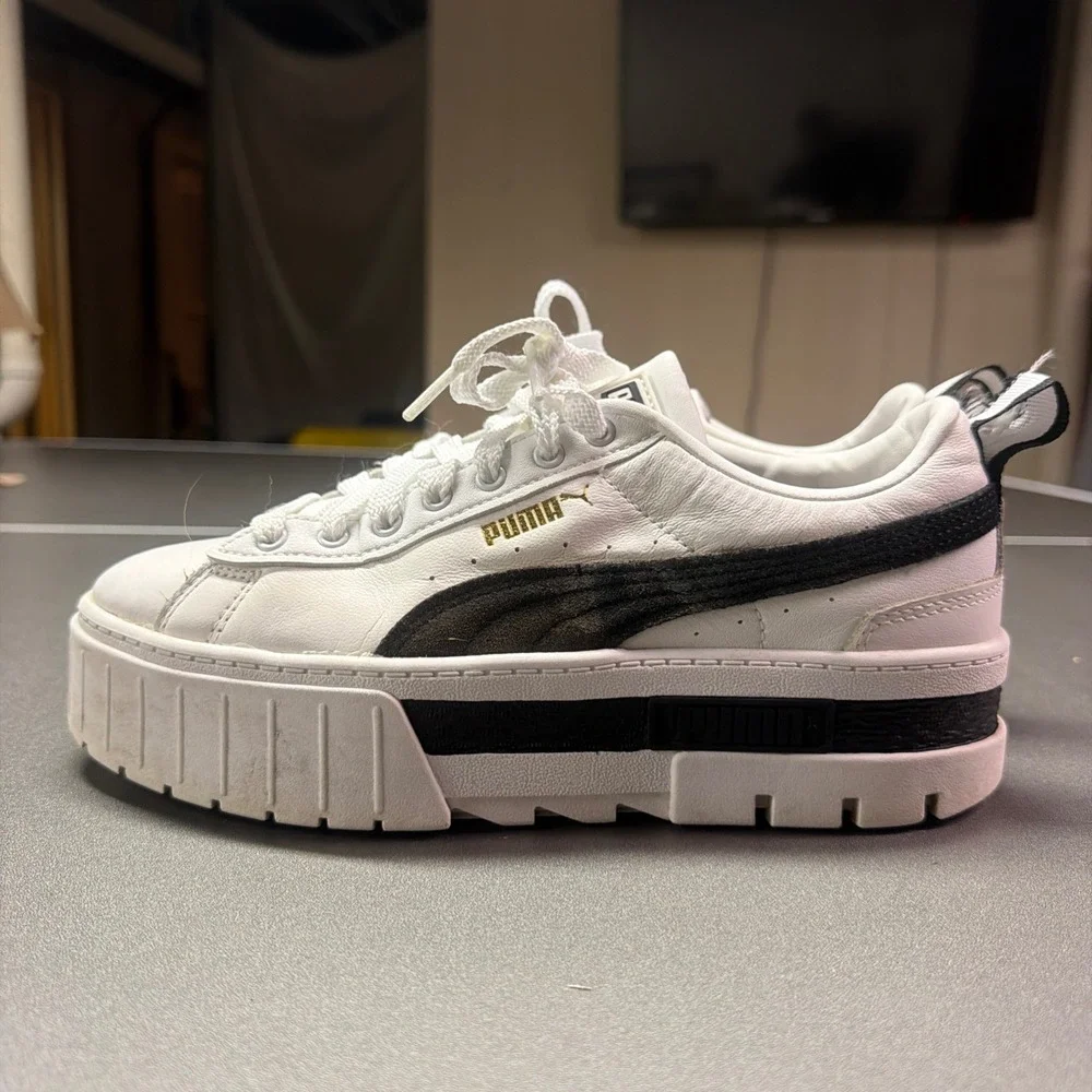 Puma Mayze Classic White Black Platform Sneakers 381983-01 Womens 7.5
